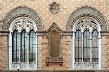 Obraz premium Windows of the old building in Odesa Ukraine