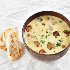 Creamy mushroom soup