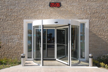 Revolving Door