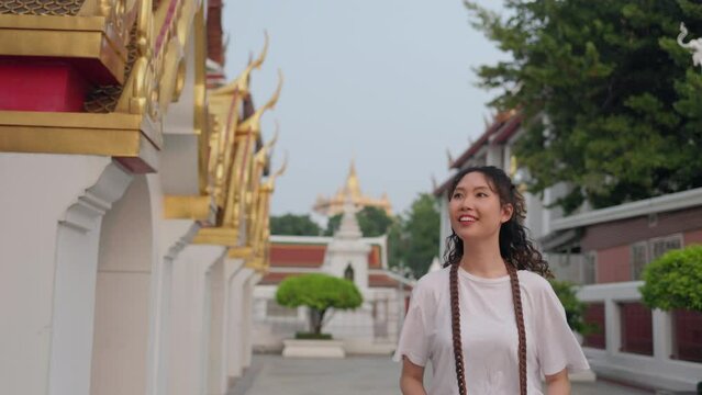 Exploring the of Golden Mountain and the Wat Ratchanatdaram in Bangkok