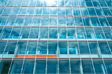 Fototapeta na wymiar windows pattern of a modern building 