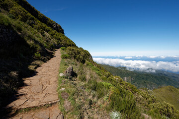 Fototapeta na wymiar Portugal - Madeira - Pico Ruivo - Wanderweg