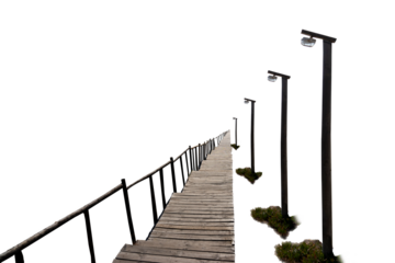 Dramatischer Schwarzweiss-Hintergrund. Bewölkter Nachthimmel, Mondlicht, Reflexionen. Rauch und Nebel in der Nacht.