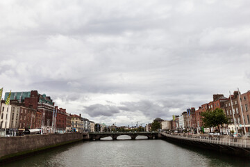 Obraz premium Street view of the city of Dublin in Ireland.