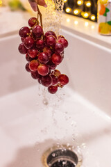 Washing Grapes