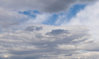 Cloudscape has been developing in gorgeous form. The sky is filled with white fluffy clouds