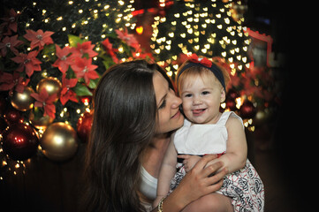 mãe e filha, feliz dia das mães , conceito de amor materno 