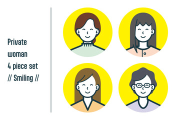 ほほえんでいる私服の女性の4点セットno.1