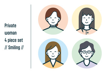 ほほえんでいる私服の女性の4点セットno.1