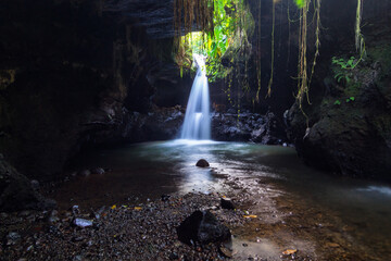 Fototapeta na wymiar Sarang walet waterfalls, tete batu village, east Lombok, Indonesia.
