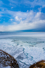 【北海道】冬の網走 能取岬とおし寄せる流氷