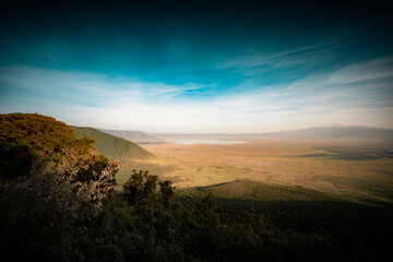 Looking out over the Ngorongoro Crater in Tanzania © evenfh