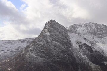 tryfan snowdonia wales