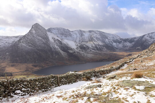 tryfan snowdonia wales
