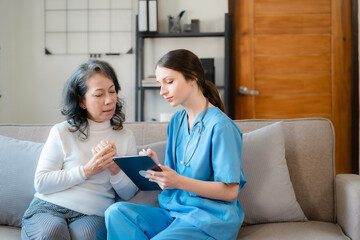 Obraz na płótnie Canvas Concerned senior old patient, patient talks with healthcare professional.