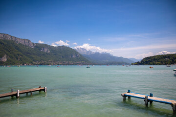 Lake Annecy surrounded by its mountains