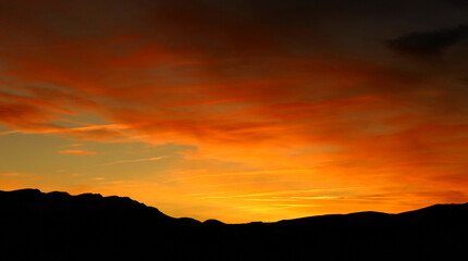 Obraz premium sunset in the mountains