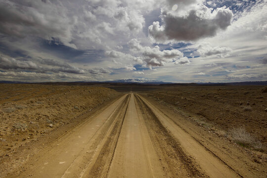  A Road That Les Travelled © Mudwalker Jones
