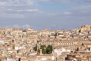 Fototapeta na wymiar The Medieval City of Toledo in All Its Splendor, Showcasing Its Ancient Walls, Narrow Streets and Enchanting Beauty