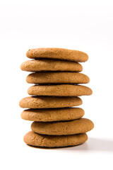 Fototapeta na wymiar crispy round biscuits. Sweet cookies isolated on white background。