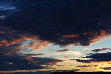 Fototapeta premium susnet on the lake