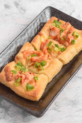 油揚げのキムチピザ