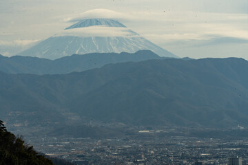 富士山　レンズ雲