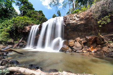 Fototapeta premium Hang Roi waterfall in K Bang district, Gia Lai province, Vietnam