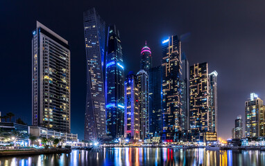 Dubai Nachtarchitektur