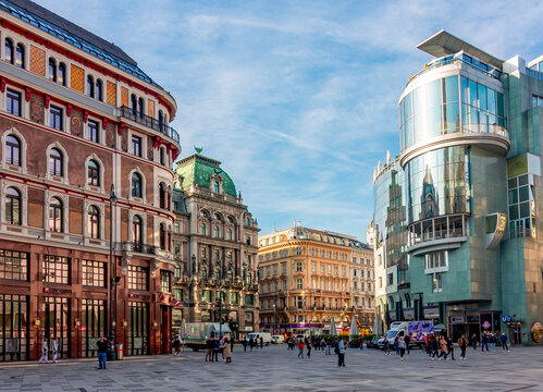 Stephansplatz square and Graben street in center of Vienna, Austria