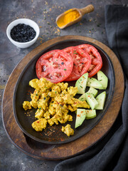 vegan scrambled eggs