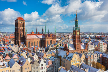 Fototapeta premium Beautiful scenery of the Main Town in Gdansk at snowy winter, Poland