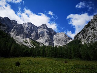 Fototapeta na wymiar Slowenian mountains 