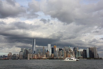 Ciel orageux sur Manhattan &agrave; New York. USA