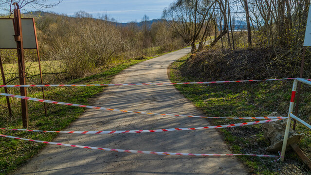 Zamknięta droga na granicy Polsko-Słowackiej z powodu pandemii rok 2020