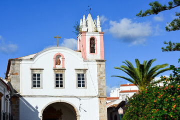 Fototapeta na wymiar Igreja de Nossa Senhora in Tavira, Algarve (Portugal)