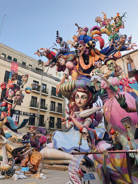 Valencia, Spain, March 15, 2023. Las Fallas de Valencia, Plaza del Pilar. Second winning work of the special prize of fallas 2023. We will survive, by the artist Paco Torres Josa