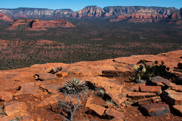 The view from the plateau at the top of Doe Mountain hiking trail in Sedona, Arizona