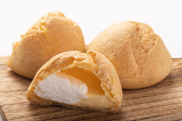 ダブルシュークリーム