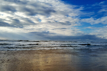 Seascape. Dramatic sunset