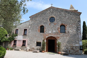 Fototapeta premium Blick auf die Altstadt von Sirmione am Gardasee