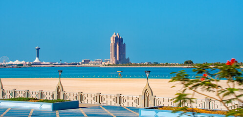 Abu Dhabi, Corniche Street and Beach
