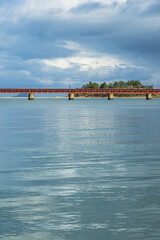 Obraz premium 日本 京都府宮津市にある京都丹後鉄道の由良川橋梁