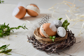 Wielkanoc, kartka świąteczna, jajka, rzeżucha, dekoracje wielkanocne. Easter, easter decorations, eggs, watercress, poster.
