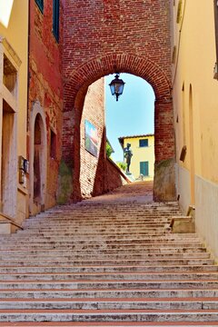 Fototapeta cityscape of Foiano della Chiana, medieval Tuscan village in the province of Arezzo, Italy 