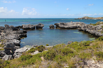 Fototapeta na wymiar indian ocean at little geordie bay at rottnest island (australia)