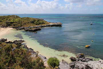 indian ocean at geordie bay at rottnest island (australia)