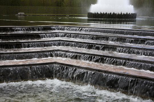 Statues, fountains and Parterre - Gardens of the Palace of Versailles - Versailles - Yvelines - France