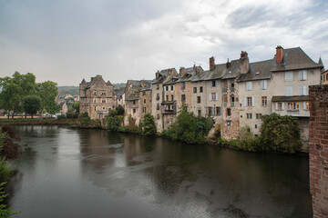 Fototapeta na wymiar Architecture of the town of Espalion in the Lot valley in Aveyron, France