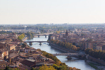Obraz premium View overlooking the Italian city of Verona.